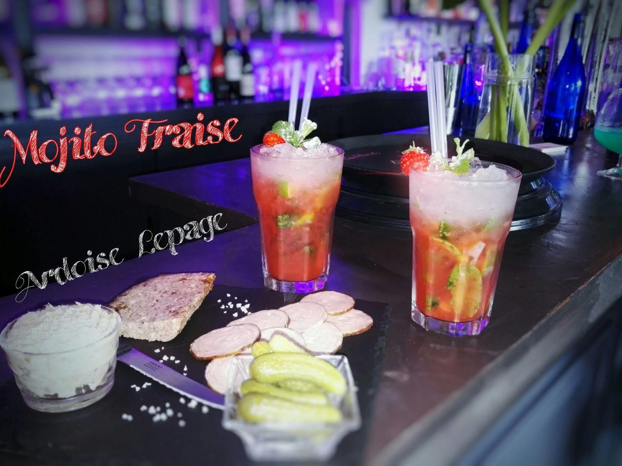 德拉好乐酒店 圣布里亚克滨海 外观 照片